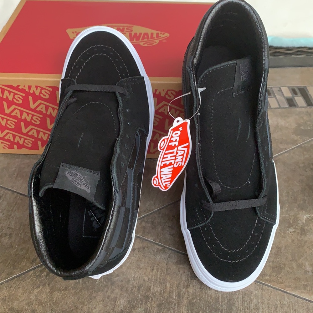 VANS SK8-Hi LEATHER/SUEDE CHECKERBOARD ASPHALT WMN - Picture 8 of 15